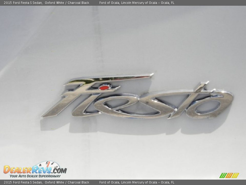 2015 Ford Fiesta S Sedan Oxford White / Charcoal Black Photo #4