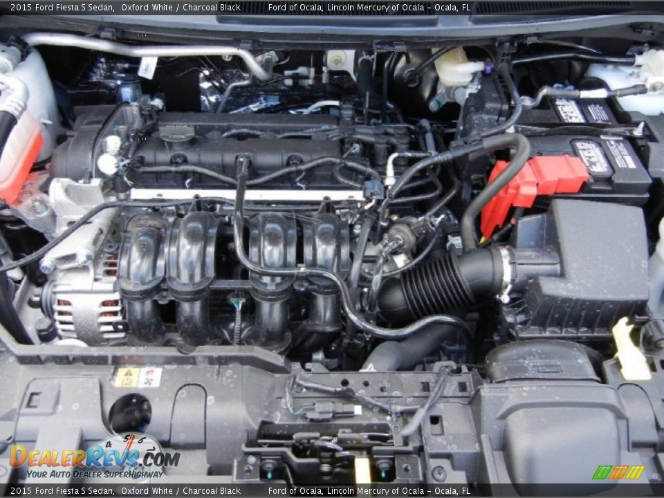 2015 Ford Fiesta S Sedan Oxford White / Charcoal Black Photo #11