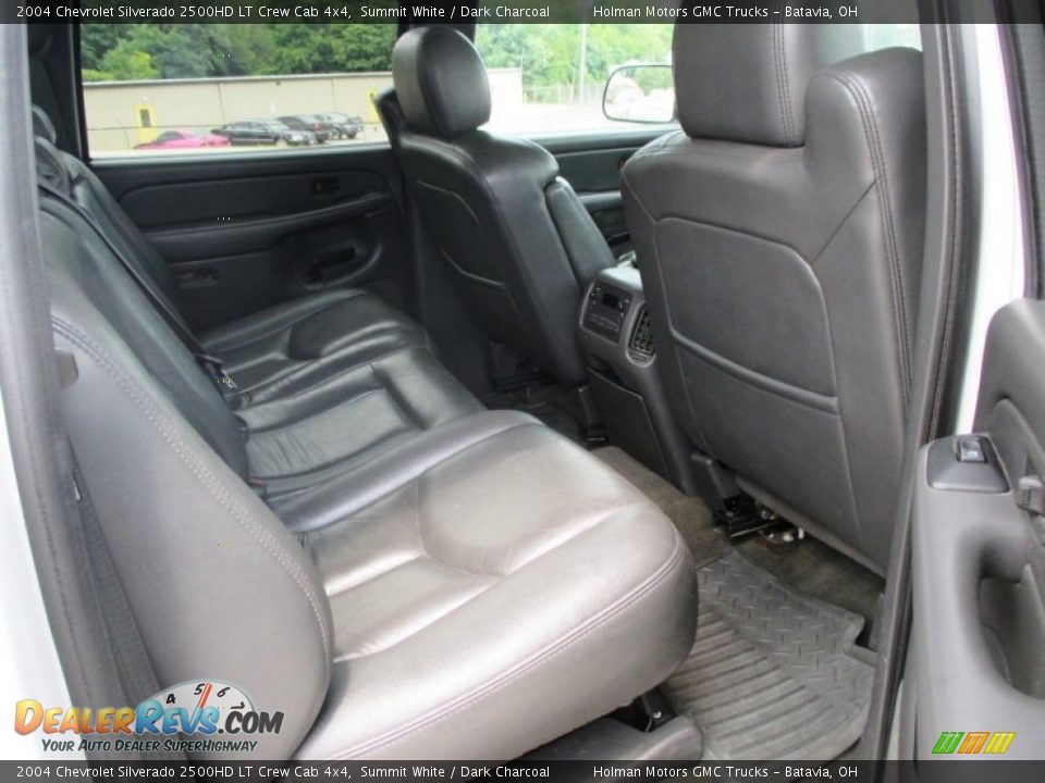 2004 Chevrolet Silverado 2500HD LT Crew Cab 4x4 Summit White / Dark Charcoal Photo #24