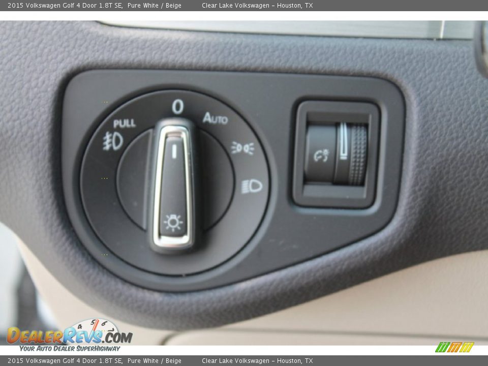Controls of 2015 Volkswagen Golf 4 Door 1.8T SE Photo #20