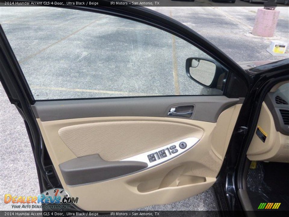 2014 Hyundai Accent GLS 4 Door Ultra Black / Beige Photo #5