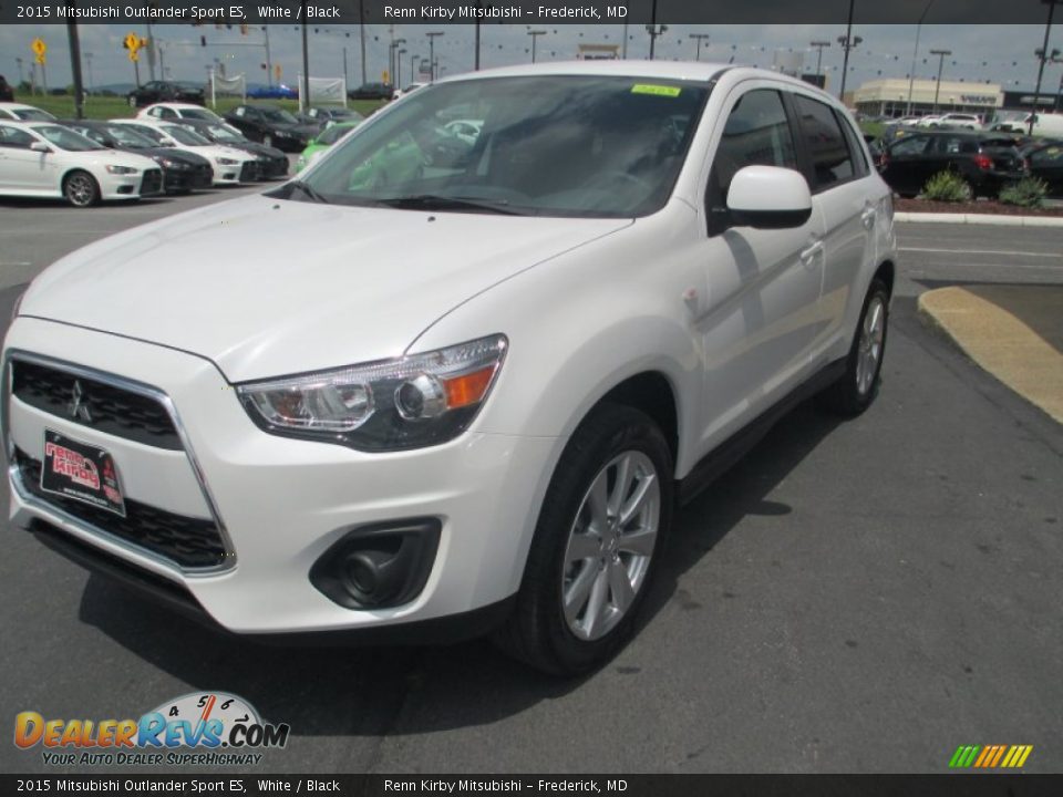 2015 Mitsubishi Outlander Sport ES White / Black Photo #2