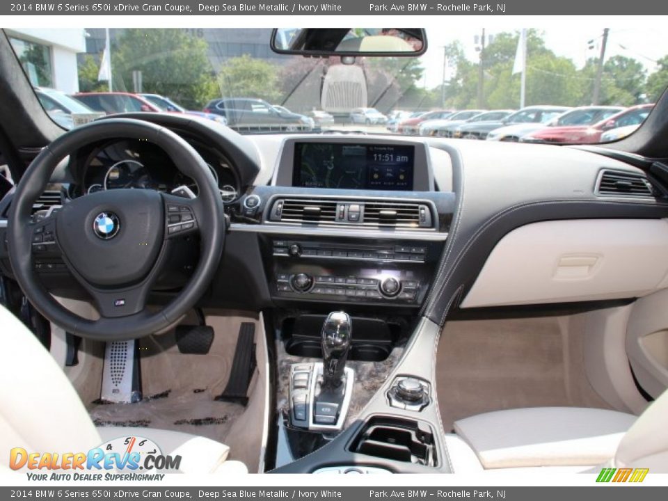 Dashboard of 2014 BMW 6 Series 650i xDrive Gran Coupe Photo #15