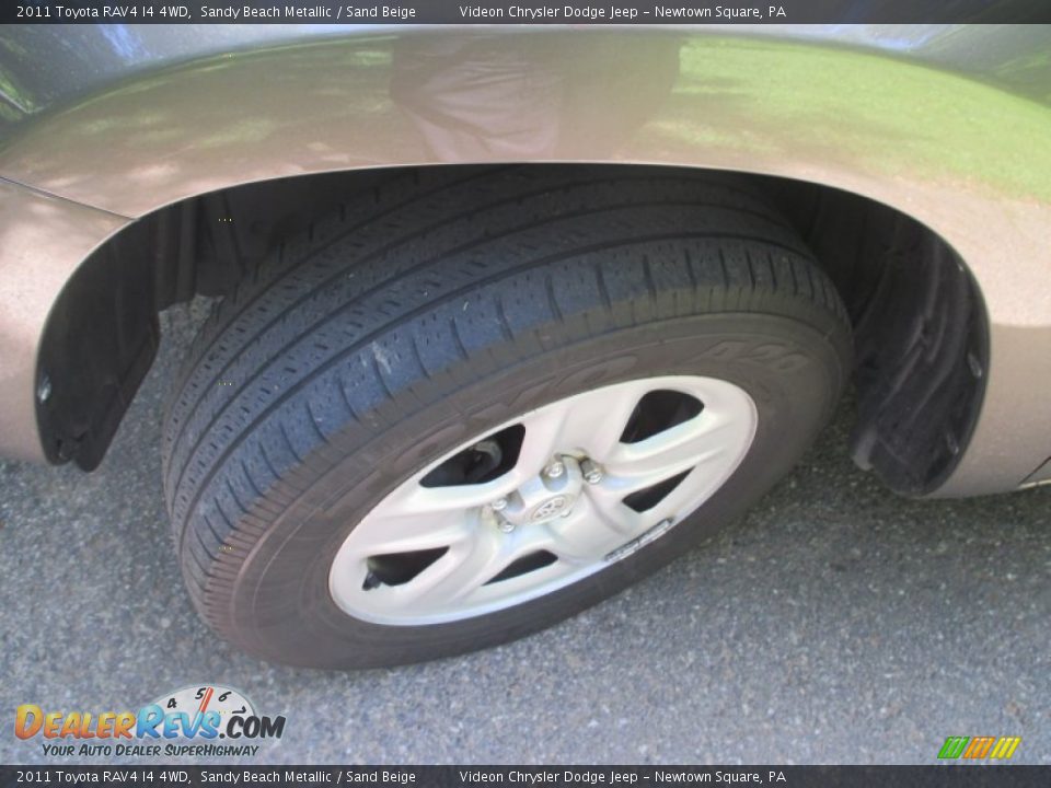 2011 Toyota RAV4 I4 4WD Sandy Beach Metallic / Sand Beige Photo #11