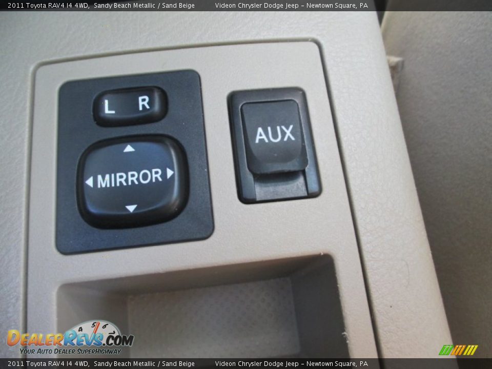 2011 Toyota RAV4 I4 4WD Sandy Beach Metallic / Sand Beige Photo #25