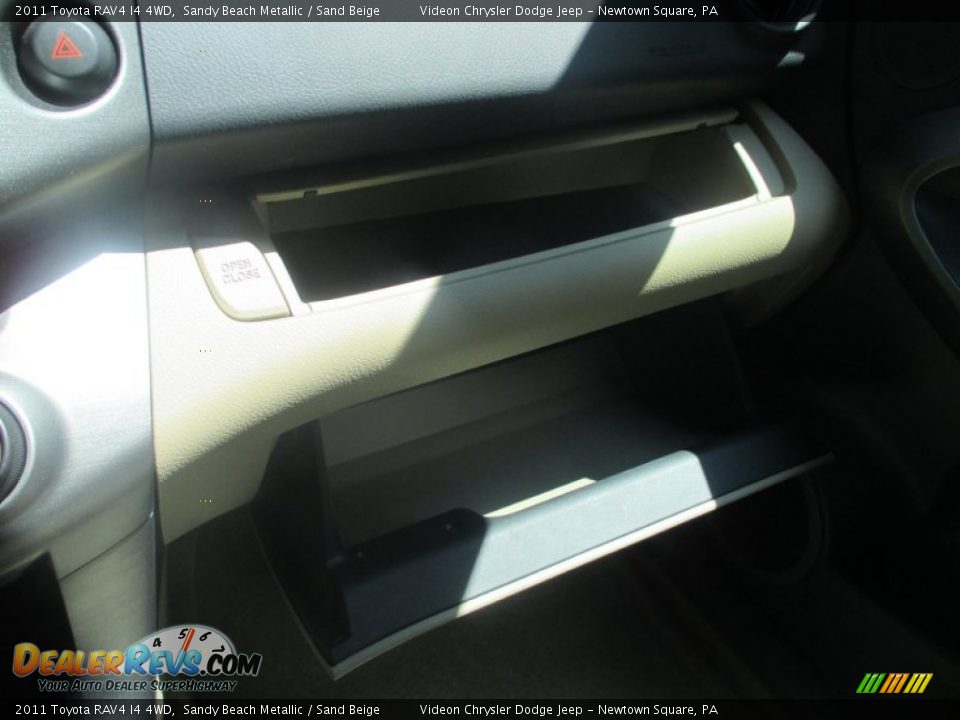 2011 Toyota RAV4 I4 4WD Sandy Beach Metallic / Sand Beige Photo #29
