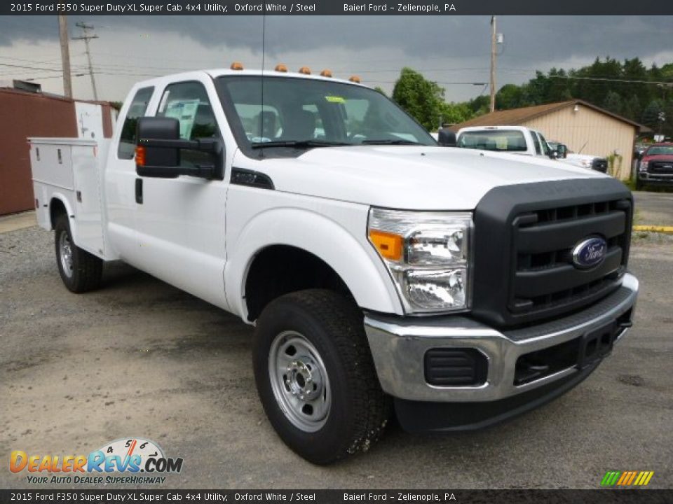 2015 Ford F350 Super Duty XL Super Cab 4x4 Utility Oxford White / Steel Photo #2