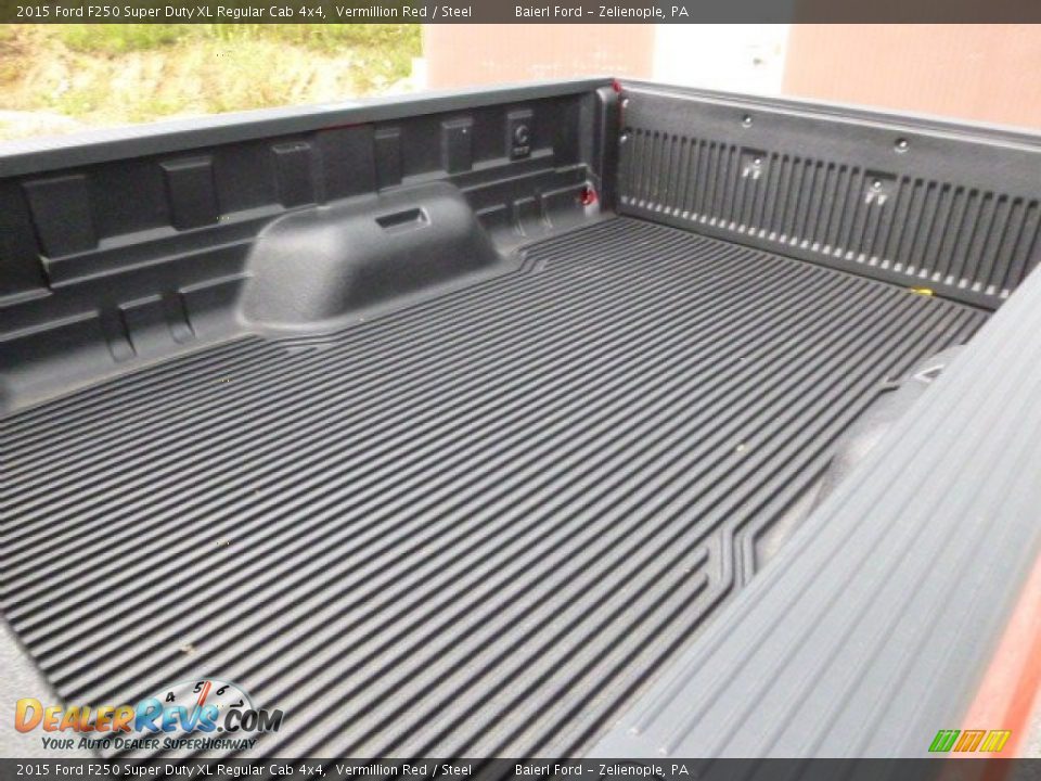 2015 Ford F250 Super Duty XL Regular Cab 4x4 Trunk Photo #10