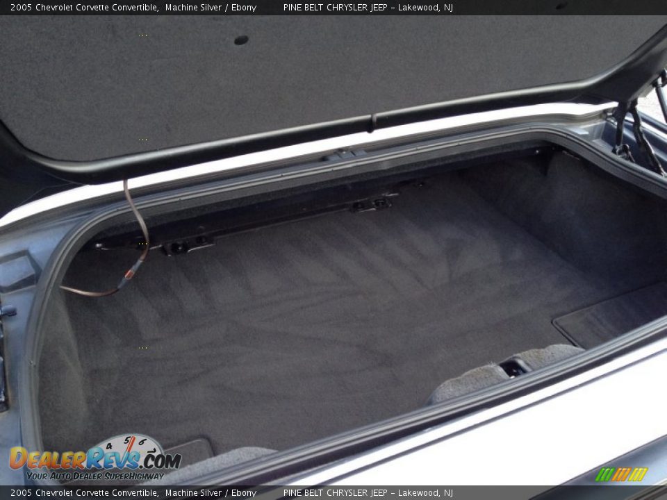 2005 Chevrolet Corvette Convertible Machine Silver / Ebony Photo #20