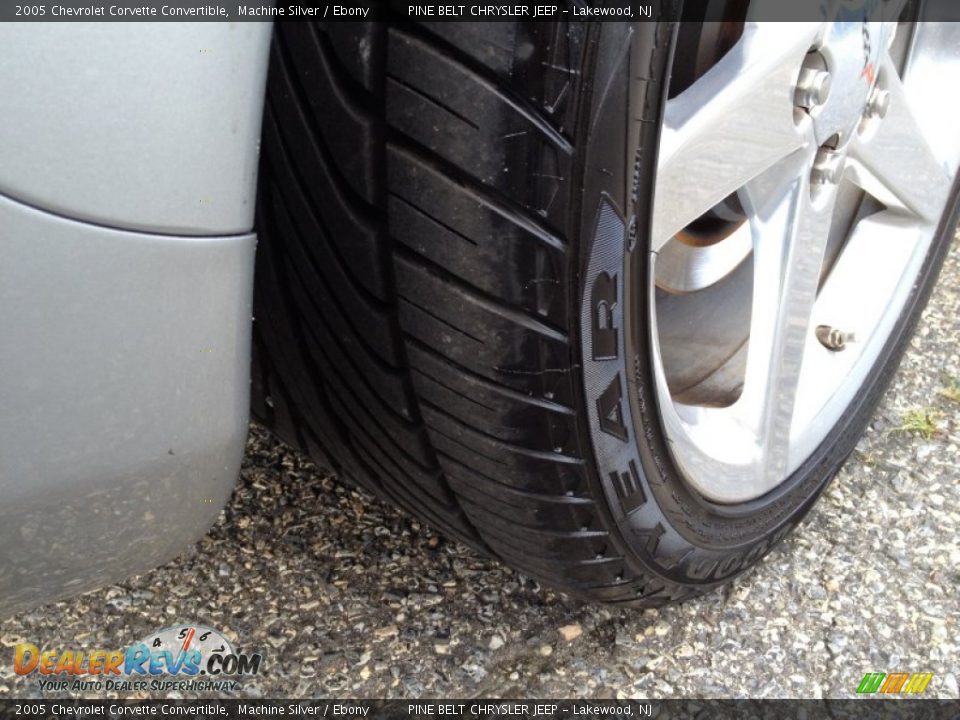 2005 Chevrolet Corvette Convertible Machine Silver / Ebony Photo #21