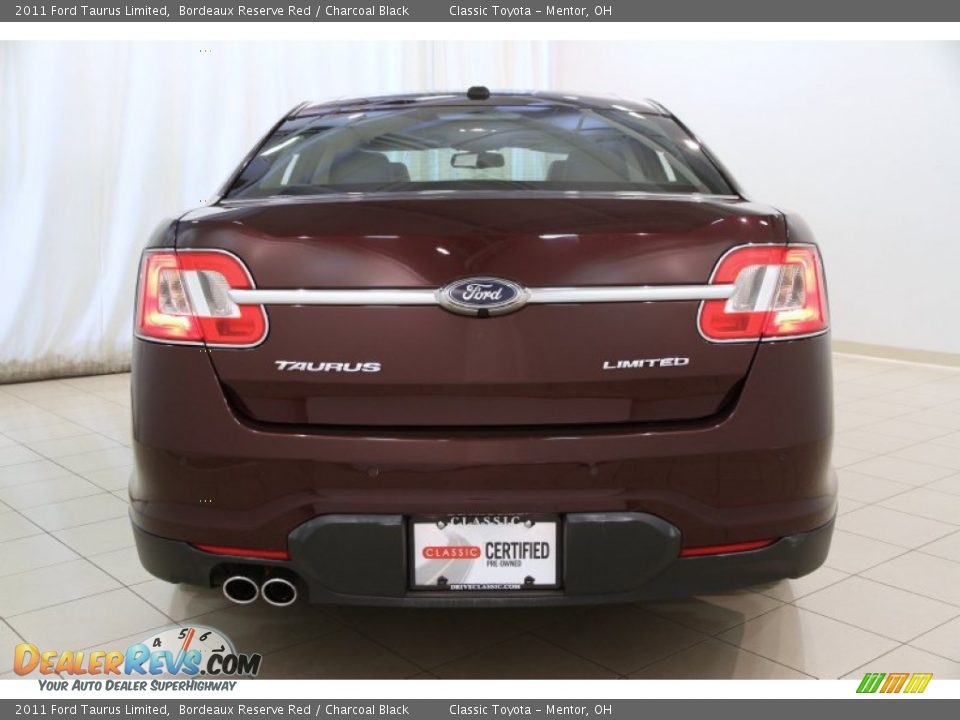 2011 Ford Taurus Limited Bordeaux Reserve Red / Charcoal Black Photo #16