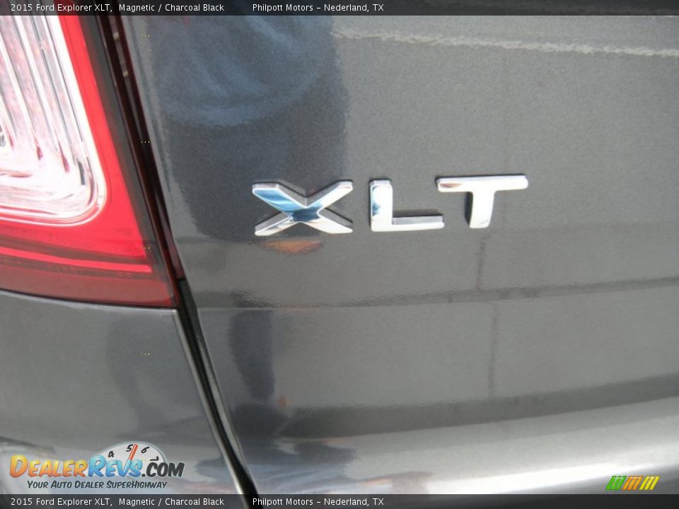 2015 Ford Explorer XLT Magnetic / Charcoal Black Photo #13