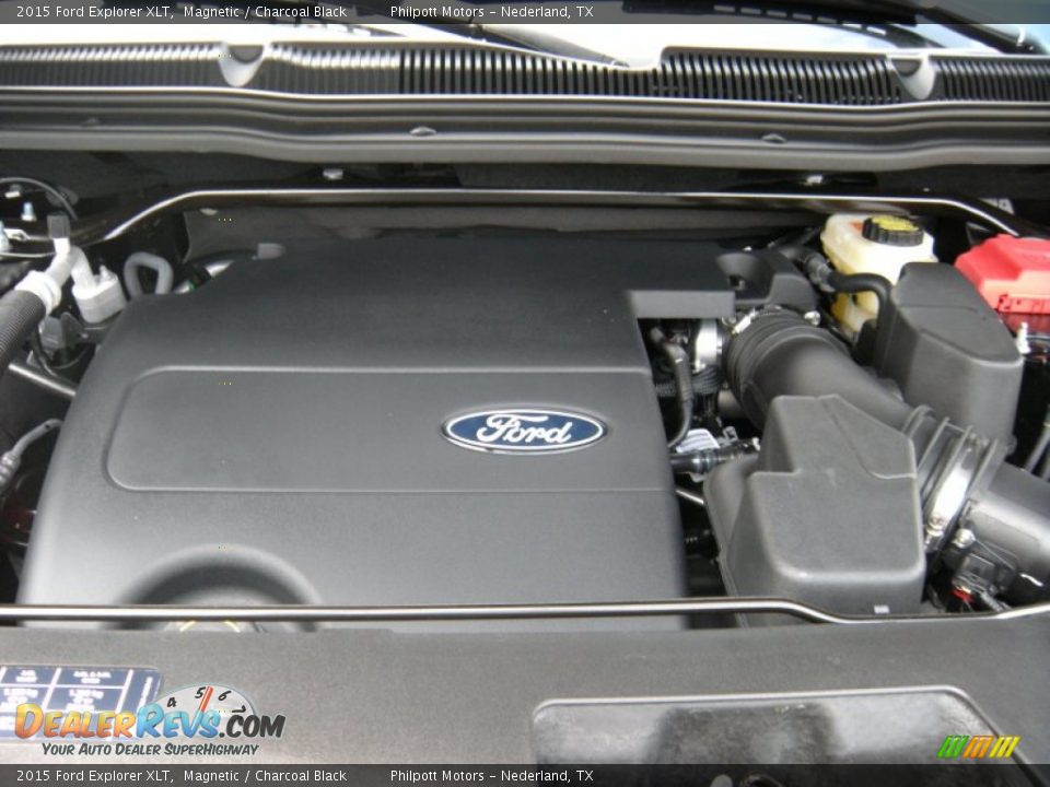 2015 Ford Explorer XLT Magnetic / Charcoal Black Photo #16
