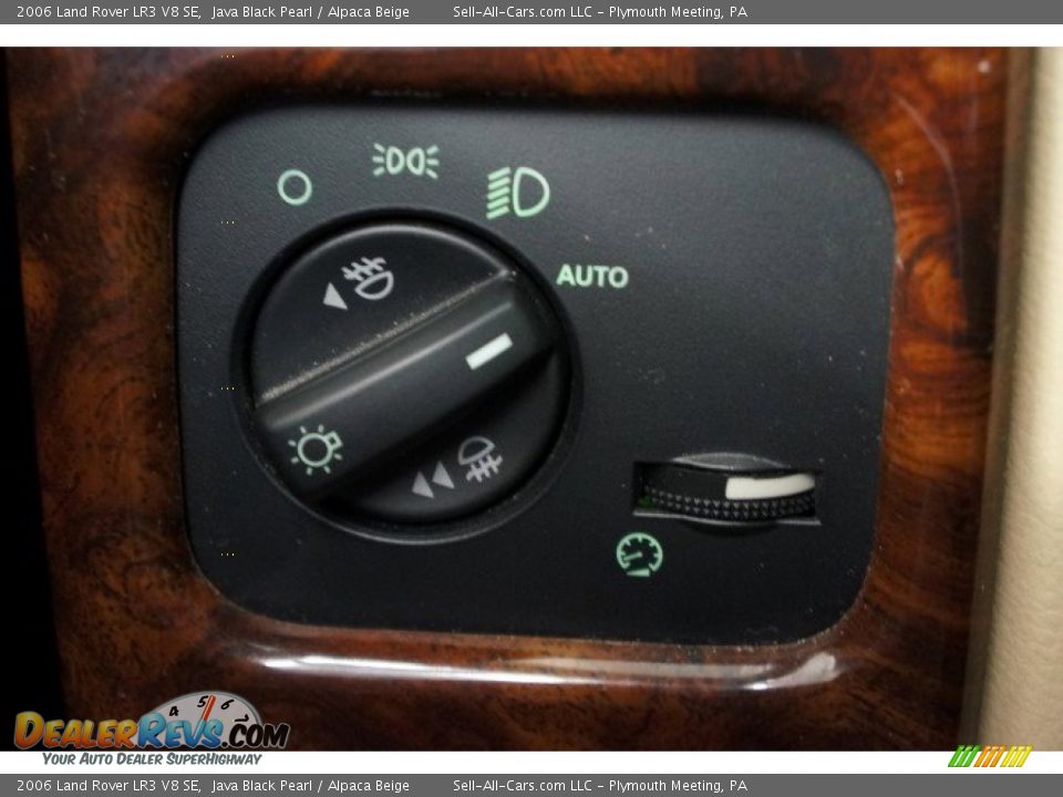 2006 Land Rover LR3 V8 SE Java Black Pearl / Alpaca Beige Photo #36