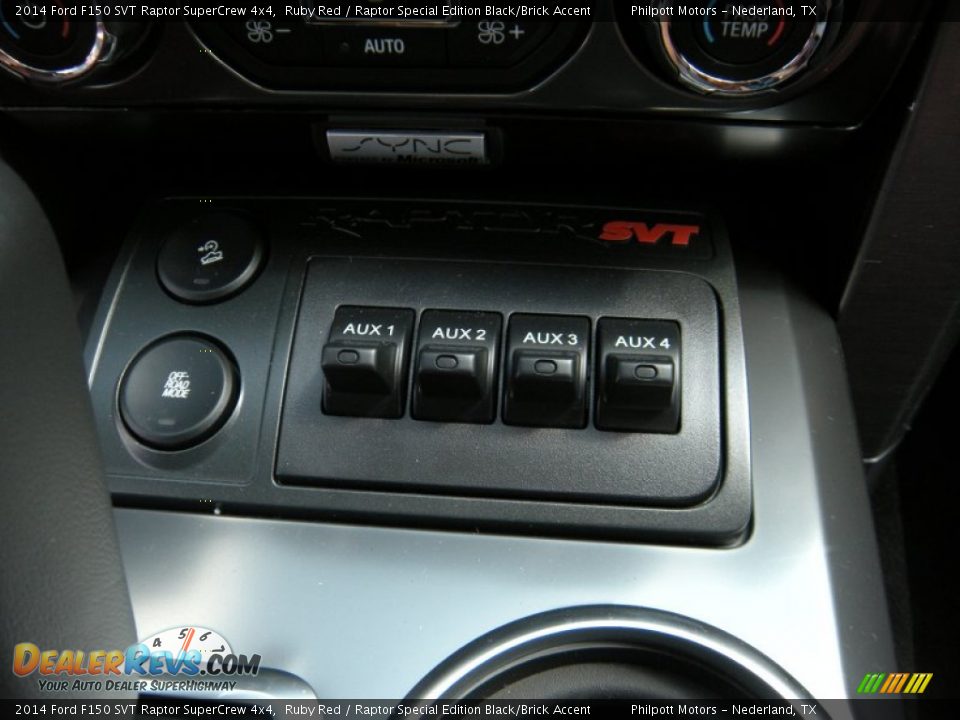 Controls of 2014 Ford F150 SVT Raptor SuperCrew 4x4 Photo #33