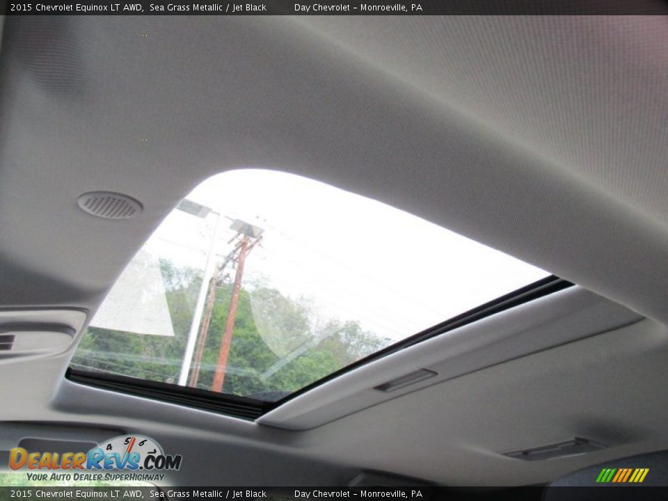 Sunroof of 2015 Chevrolet Equinox LT AWD Photo #11