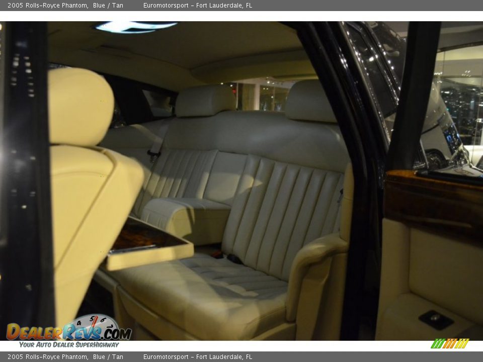 2005 Rolls-Royce Phantom Blue / Tan Photo #18