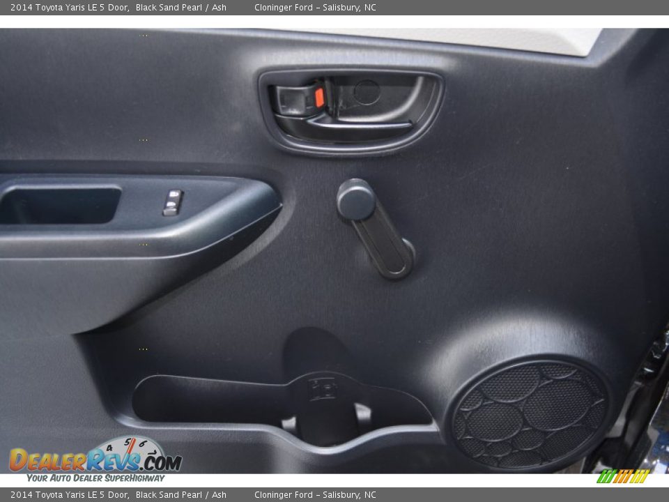 2014 Toyota Yaris LE 5 Door Black Sand Pearl / Ash Photo #8