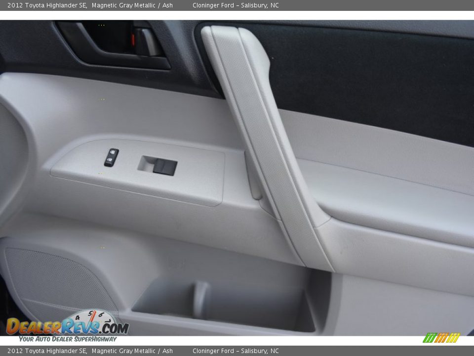 2012 Toyota Highlander SE Magnetic Gray Metallic / Ash Photo #14