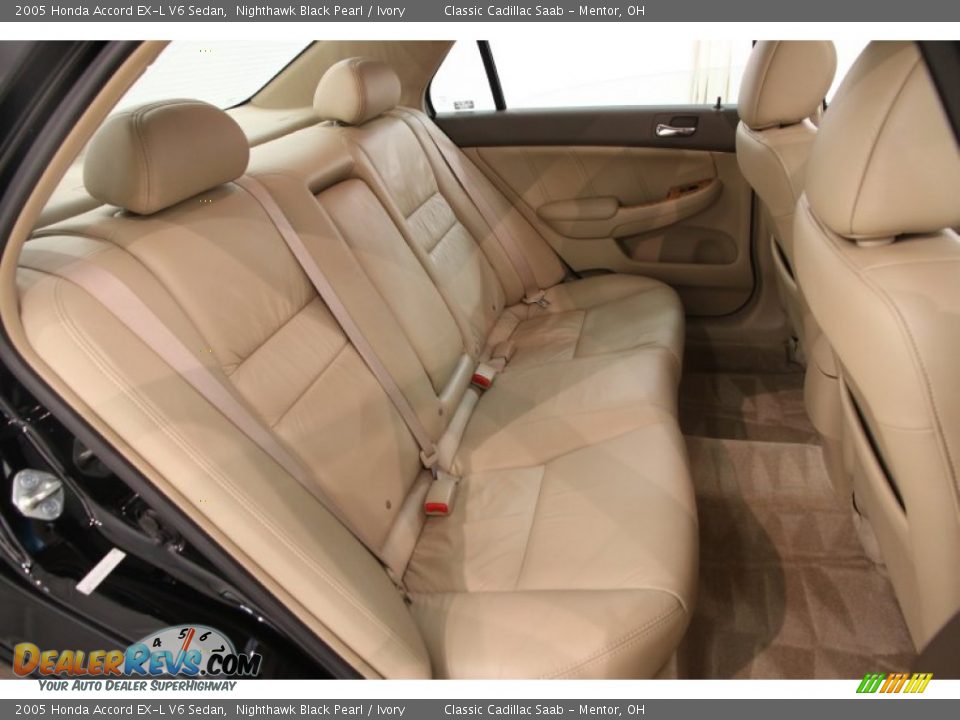 Rear Seat of 2005 Honda Accord EX-L V6 Sedan Photo #11