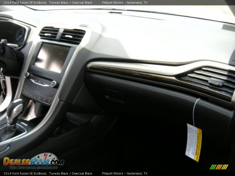 2014 Ford Fusion SE EcoBoost Tuxedo Black / Charcoal Black Photo #18