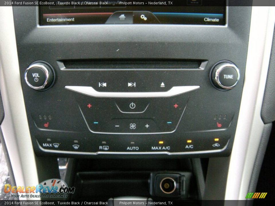 2014 Ford Fusion SE EcoBoost Tuxedo Black / Charcoal Black Photo #28