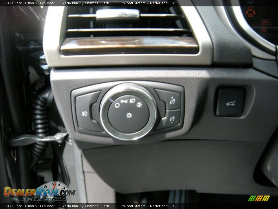 2014 Ford Fusion SE EcoBoost Tuxedo Black / Charcoal Black Photo #32
