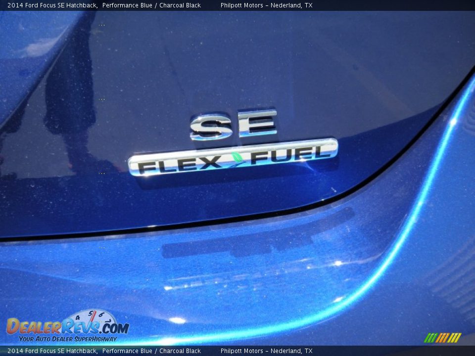 2014 Ford Focus SE Hatchback Performance Blue / Charcoal Black Photo #15