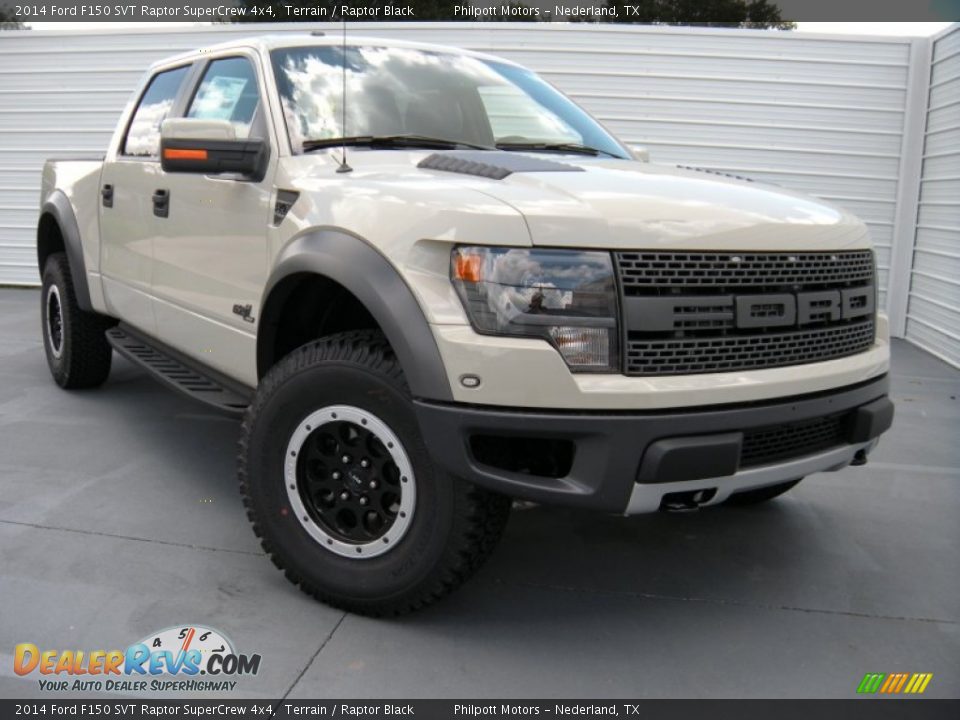 Front 3/4 View of 2014 Ford F150 SVT Raptor SuperCrew 4x4 Photo #1