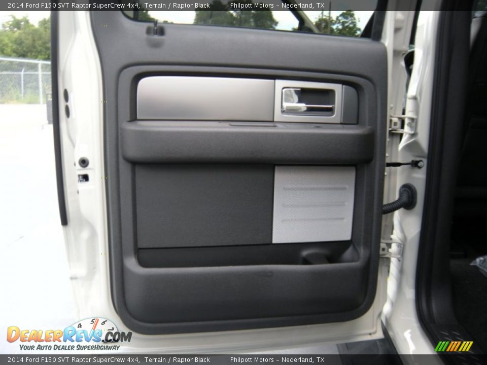 Door Panel of 2014 Ford F150 SVT Raptor SuperCrew 4x4 Photo #22