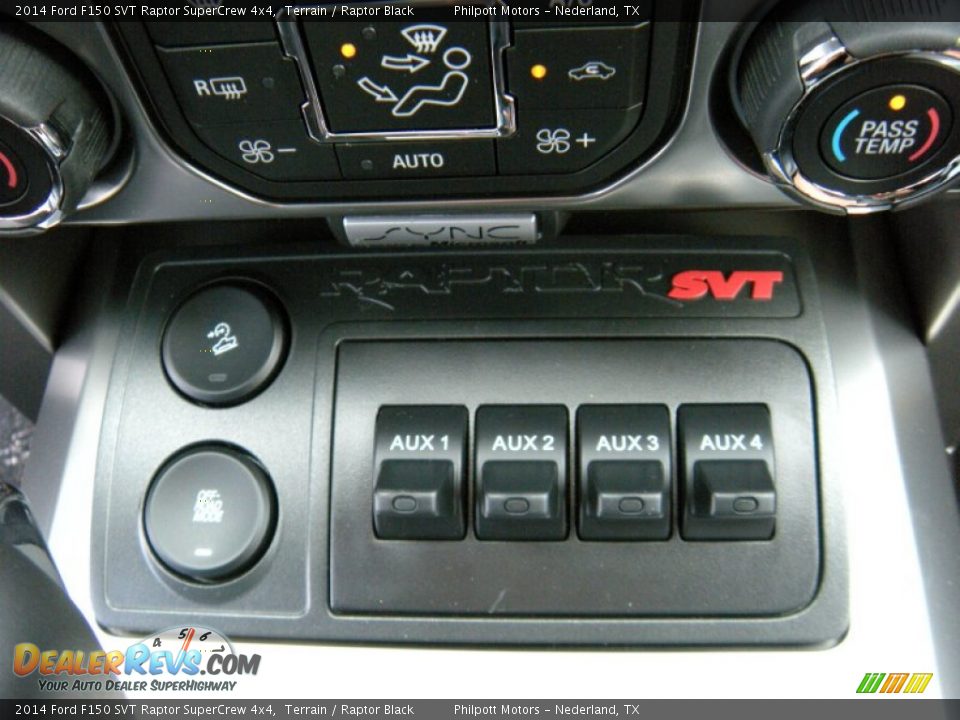 Controls of 2014 Ford F150 SVT Raptor SuperCrew 4x4 Photo #33