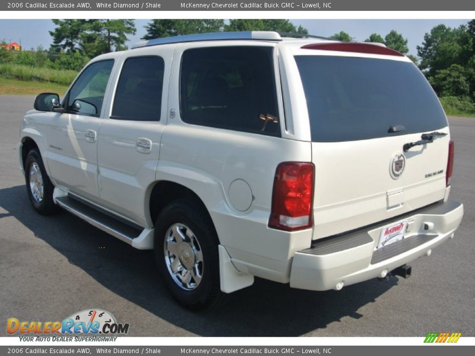 2006 Cadillac Escalade AWD White Diamond / Shale Photo #4