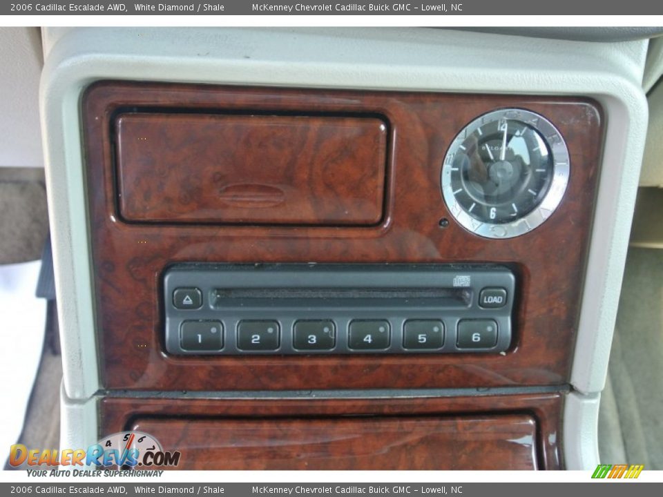 2006 Cadillac Escalade AWD White Diamond / Shale Photo #13
