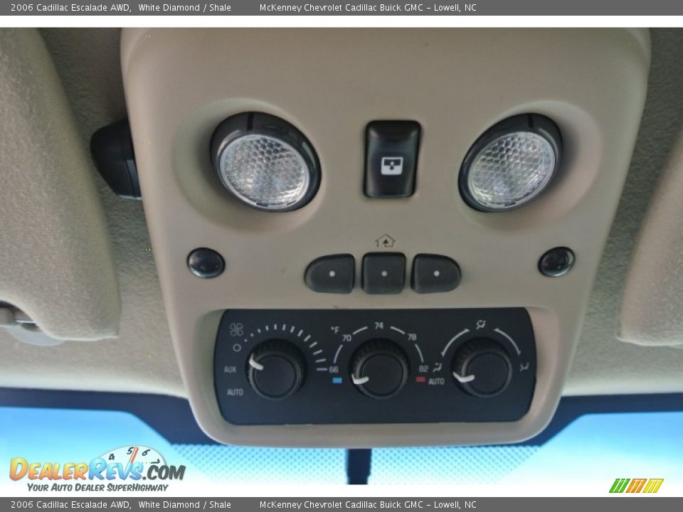 2006 Cadillac Escalade AWD White Diamond / Shale Photo #17