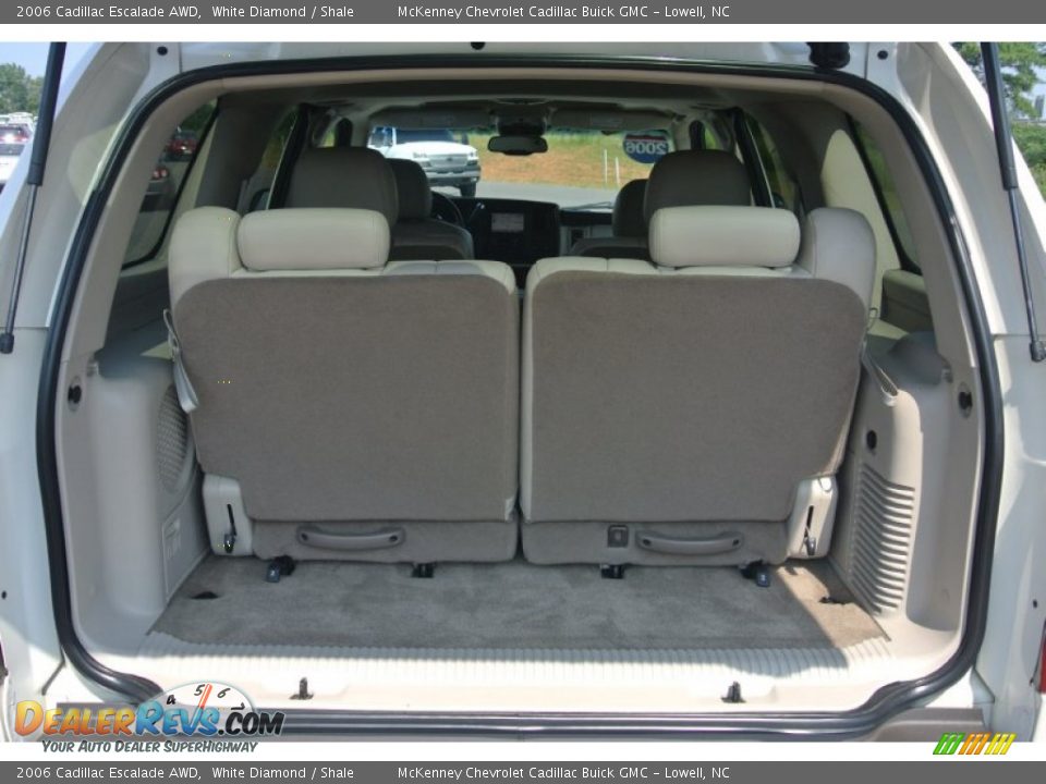 2006 Cadillac Escalade AWD White Diamond / Shale Photo #20
