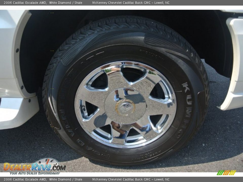 2006 Cadillac Escalade AWD White Diamond / Shale Photo #25