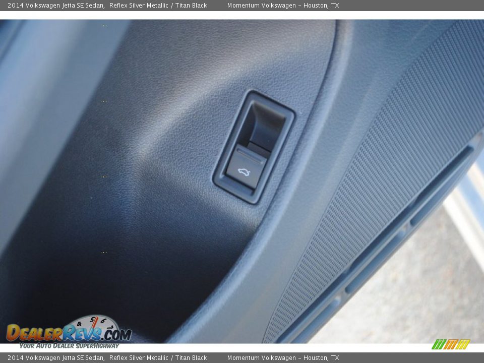 2014 Volkswagen Jetta SE Sedan Reflex Silver Metallic / Titan Black Photo #18