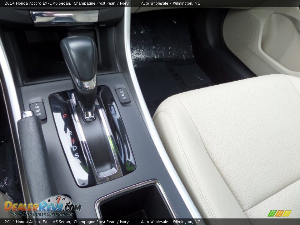 2014 Honda Accord EX-L V6 Sedan Champagne Frost Pearl / Ivory Photo #19