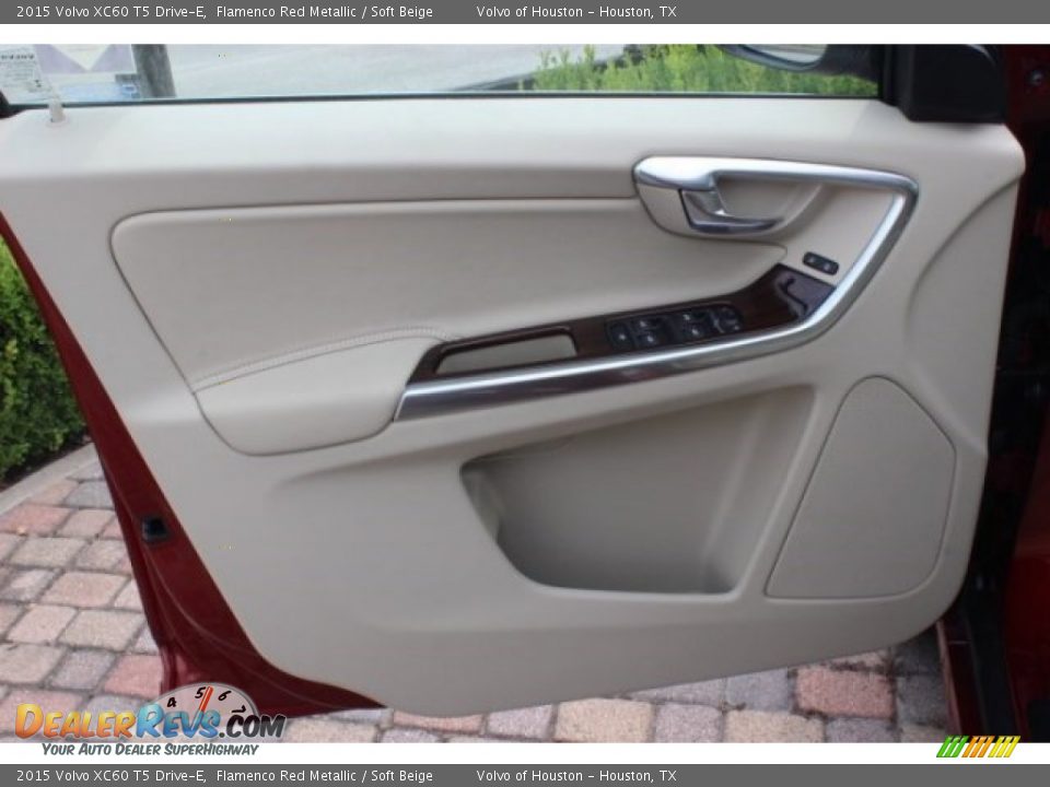 2015 Volvo XC60 T5 Drive-E Flamenco Red Metallic / Soft Beige Photo #9