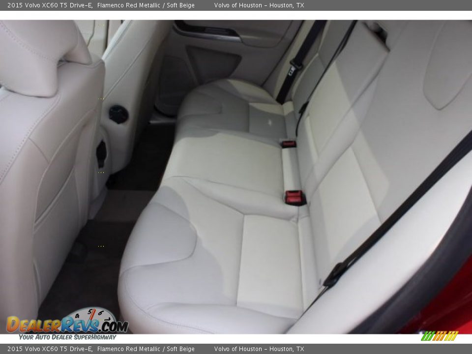 2015 Volvo XC60 T5 Drive-E Flamenco Red Metallic / Soft Beige Photo #24
