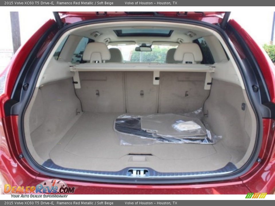 2015 Volvo XC60 T5 Drive-E Flamenco Red Metallic / Soft Beige Photo #27