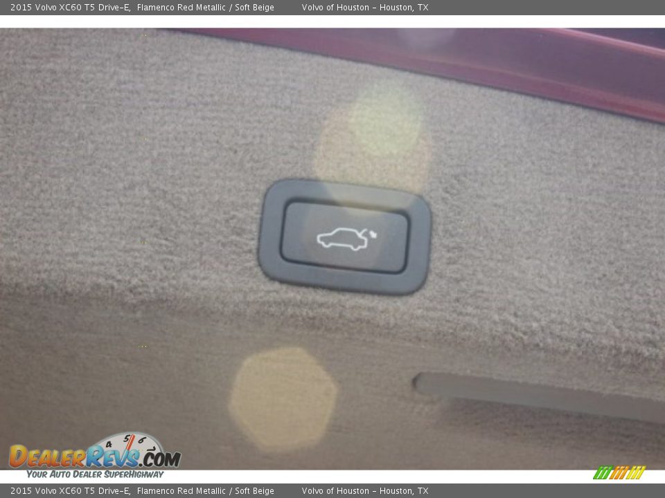 2015 Volvo XC60 T5 Drive-E Flamenco Red Metallic / Soft Beige Photo #28