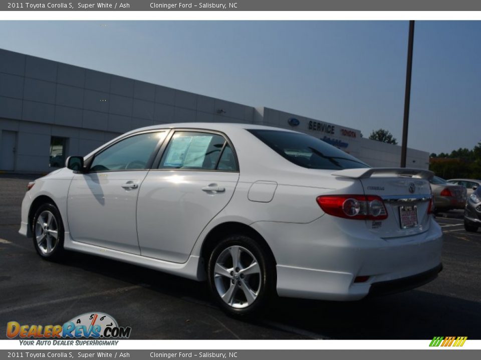 2011 Toyota Corolla S Super White / Ash Photo #25