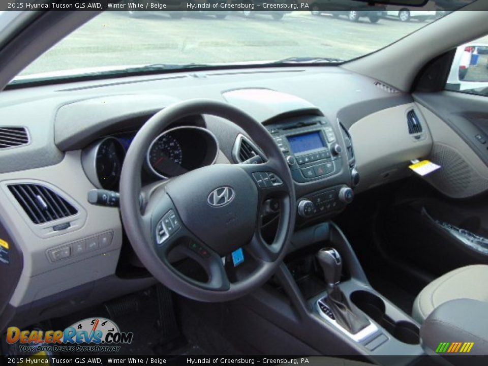 Dashboard of 2015 Hyundai Tucson GLS AWD Photo #8