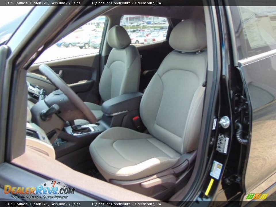 Front Seat of 2015 Hyundai Tucson GLS Photo #8