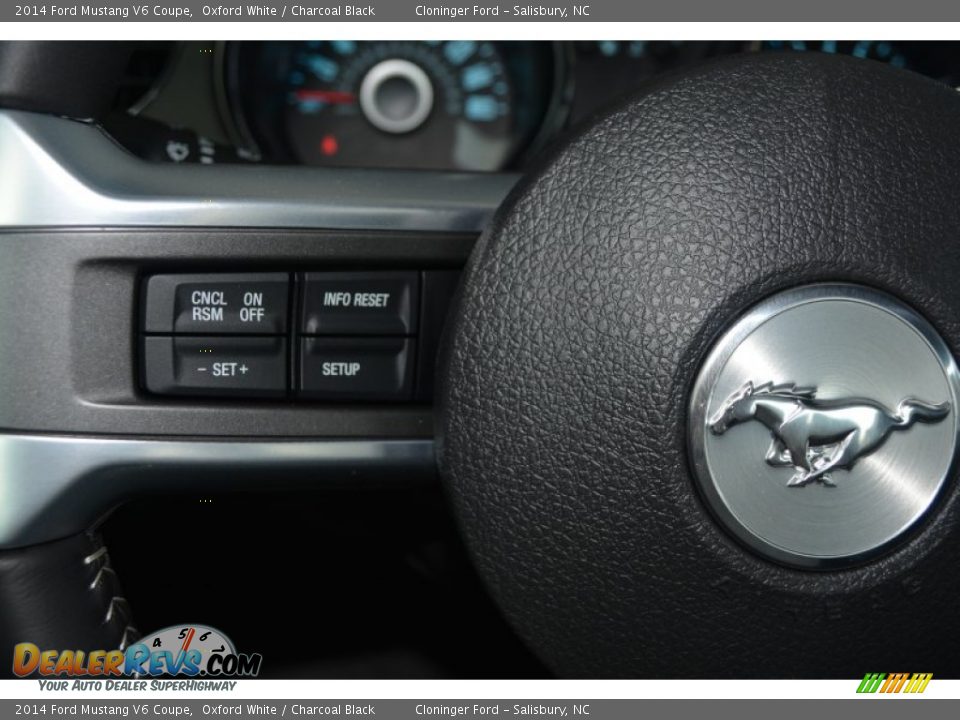 2014 Ford Mustang V6 Coupe Oxford White / Charcoal Black Photo #14