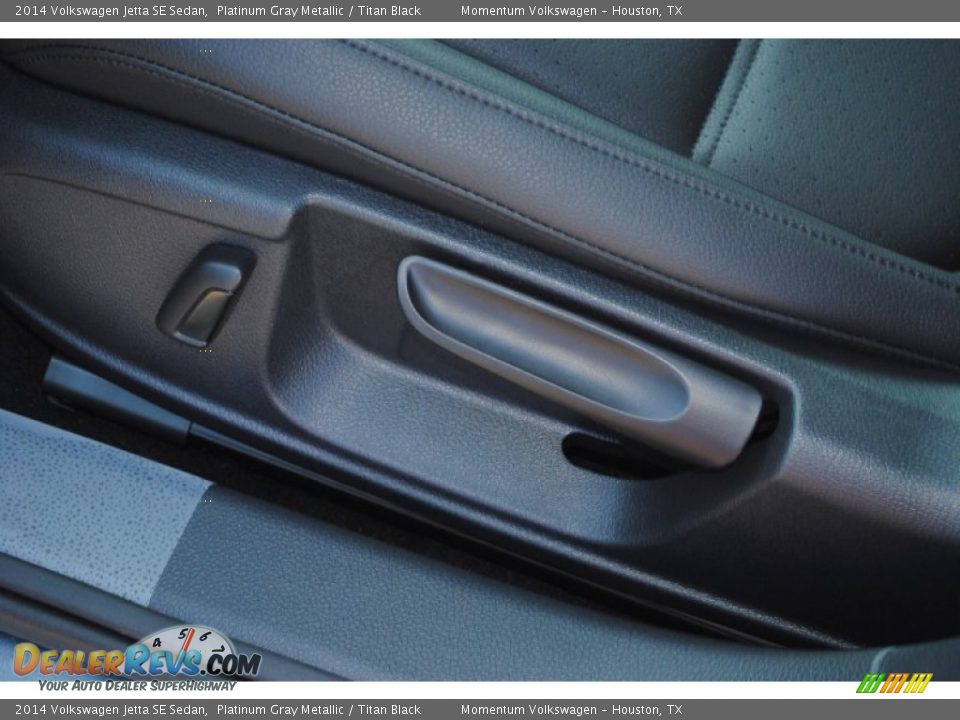 2014 Volkswagen Jetta SE Sedan Platinum Gray Metallic / Titan Black Photo #19
