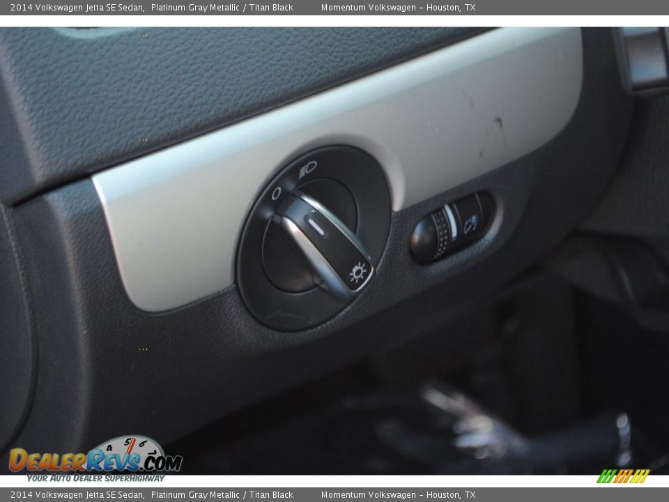 2014 Volkswagen Jetta SE Sedan Platinum Gray Metallic / Titan Black Photo #20