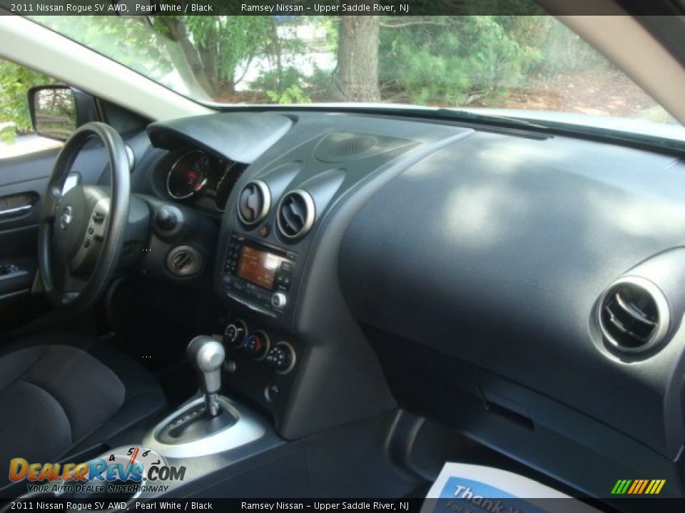 2011 Nissan Rogue SV AWD Pearl White / Black Photo #15