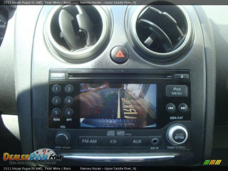 2011 Nissan Rogue SV AWD Pearl White / Black Photo #19